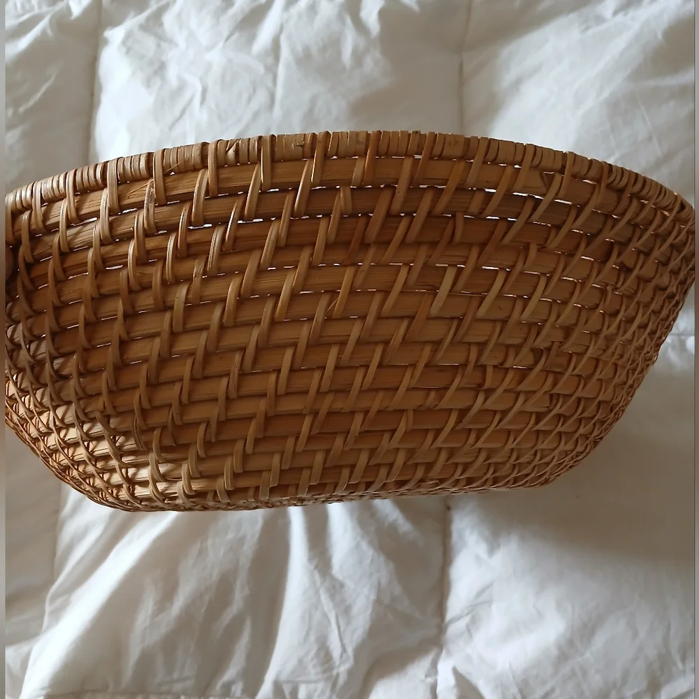 Natural Woven Basket Bowl 15.5" Circumference, Base 8" Circ. - Picture 2 of 4